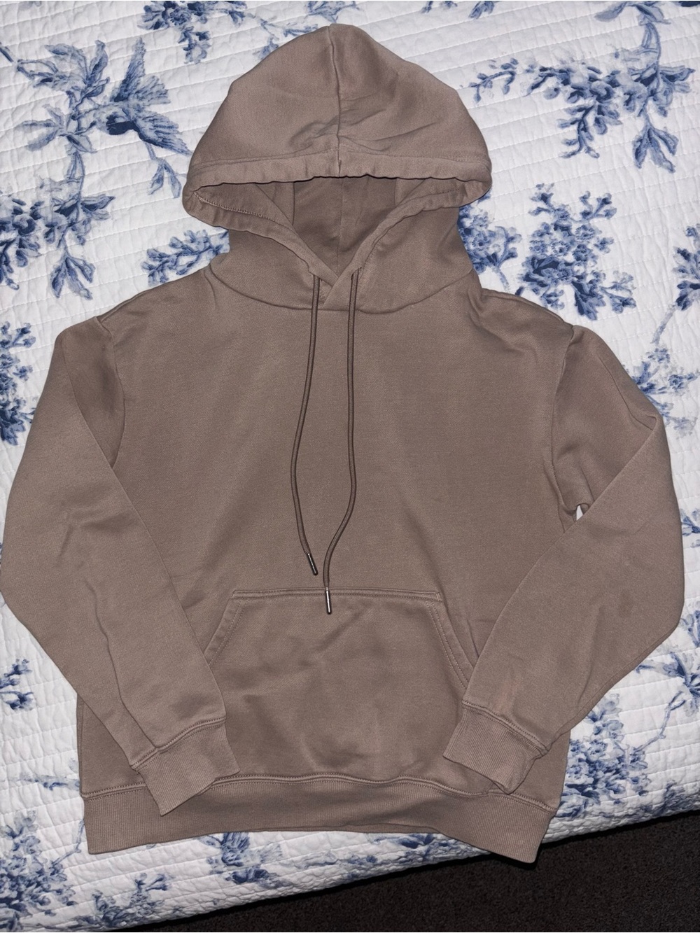 H&M | Cool-Toned Brown Hoodie